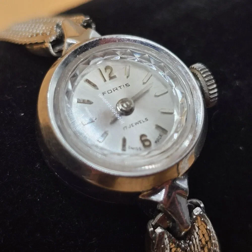 Vintage Fortis 17J Mechanical Ladies Watch On 1/20 10k GF Bracelet For Repair